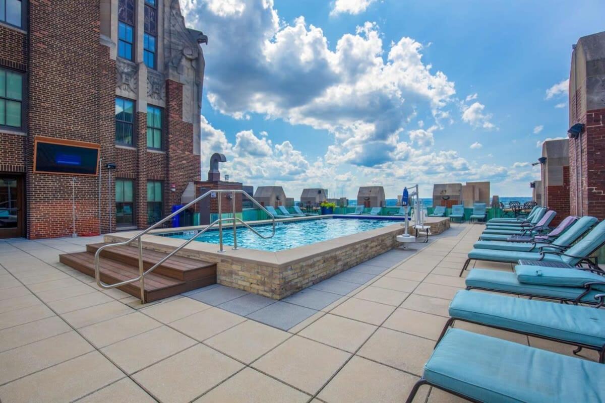 2B 2Ba Luxury Downtown Suite Rooftop Deck & Gym Baltimore Bagian luar foto