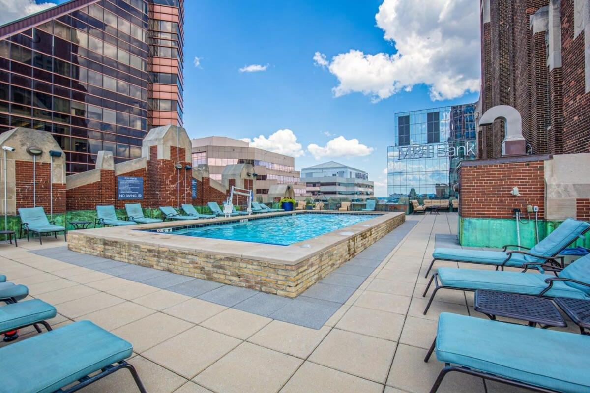 2B 2Ba Luxury Downtown Suite Rooftop Deck & Gym Baltimore Bagian luar foto