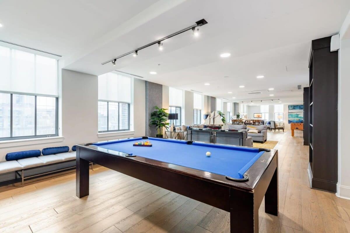 2B 2Ba Luxury Downtown Suite Rooftop Deck & Gym Baltimore Bagian luar foto