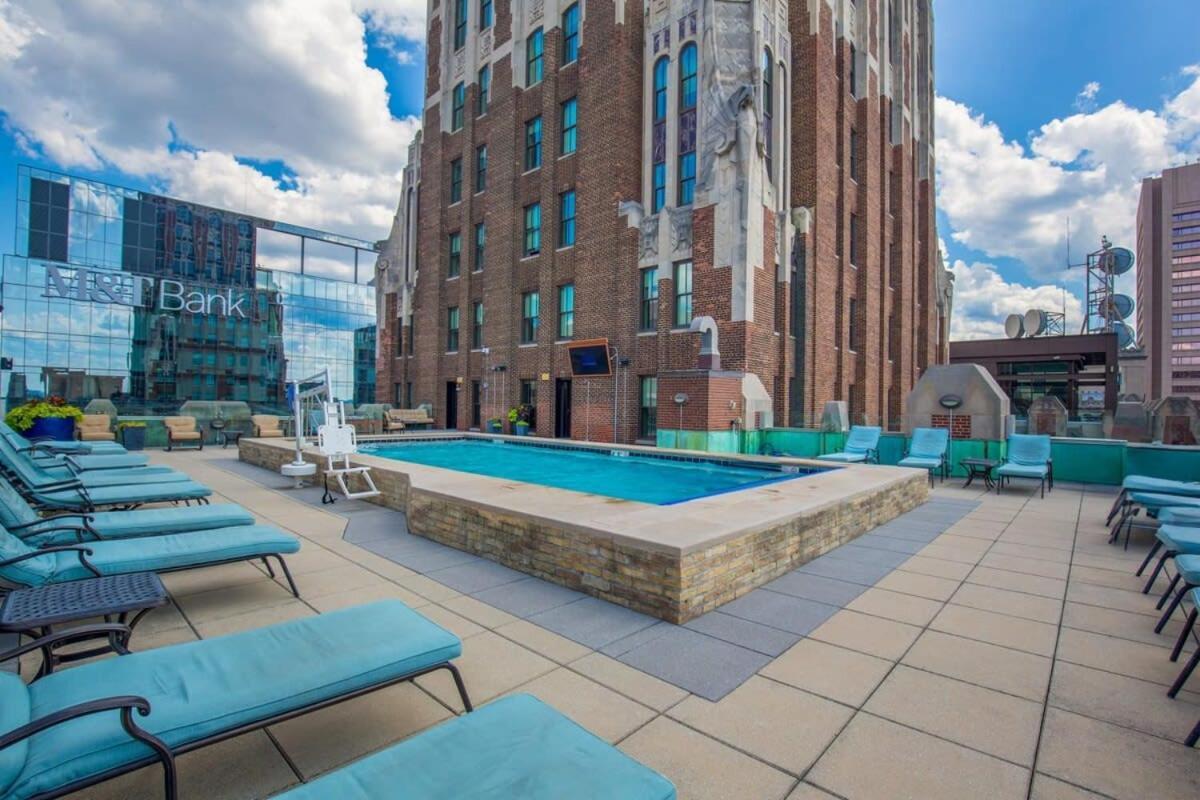 2B 2Ba Luxury Downtown Suite Rooftop Deck & Gym Baltimore Bagian luar foto