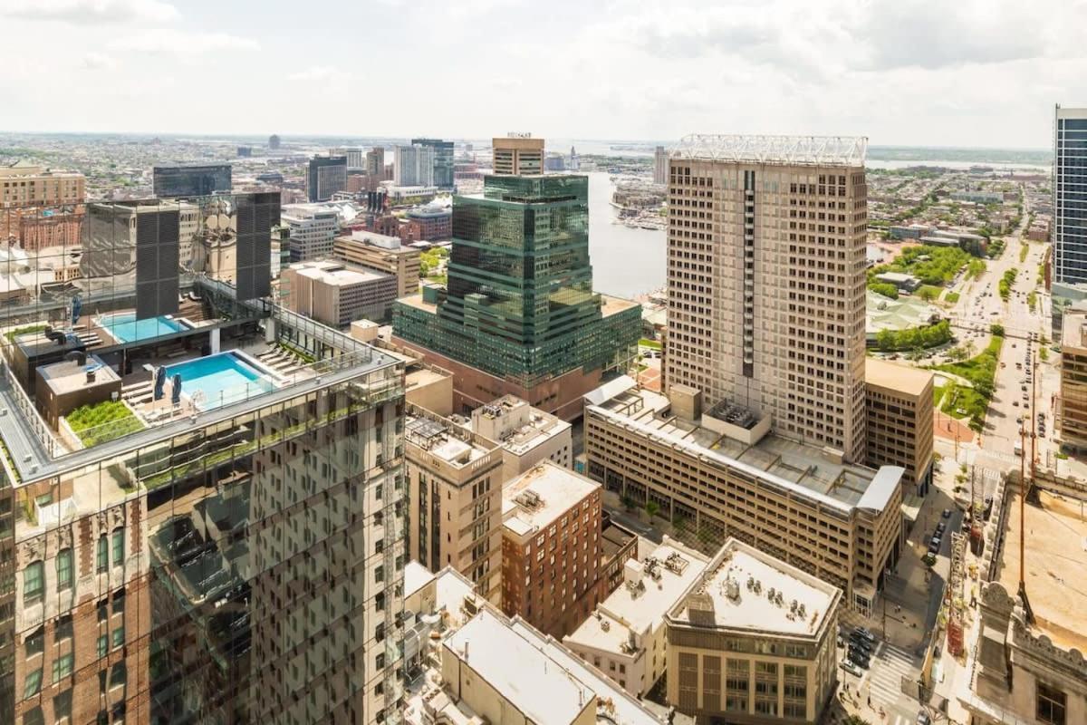 2B 2Ba Luxury Downtown Suite Rooftop Deck & Gym Baltimore Bagian luar foto